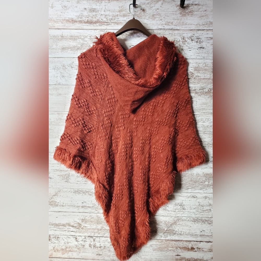 Knitted Hooded Poncho - Picture 2 of 10